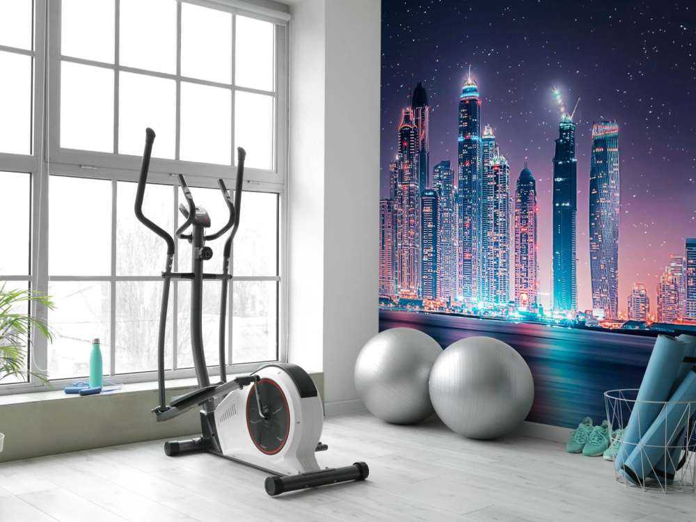 Lumière nocturne au-dessus de la ligne d'horizon