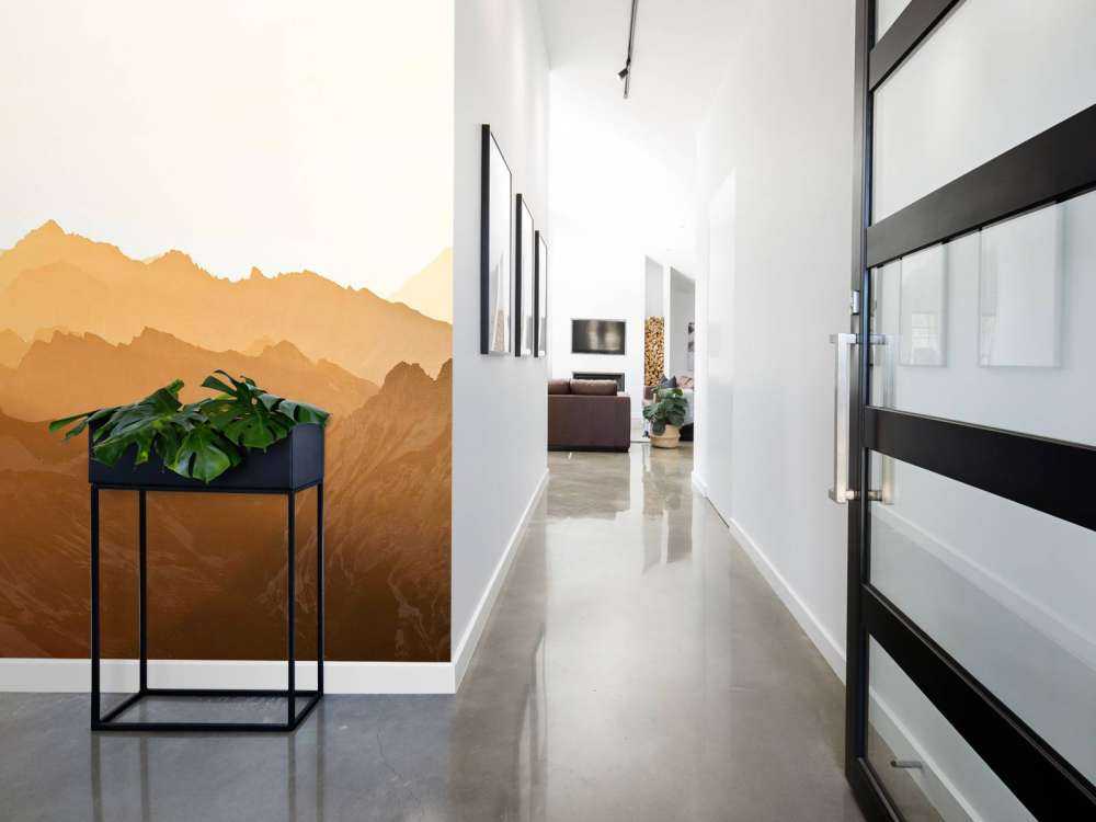 Montagnes d'or au lever du soleil.