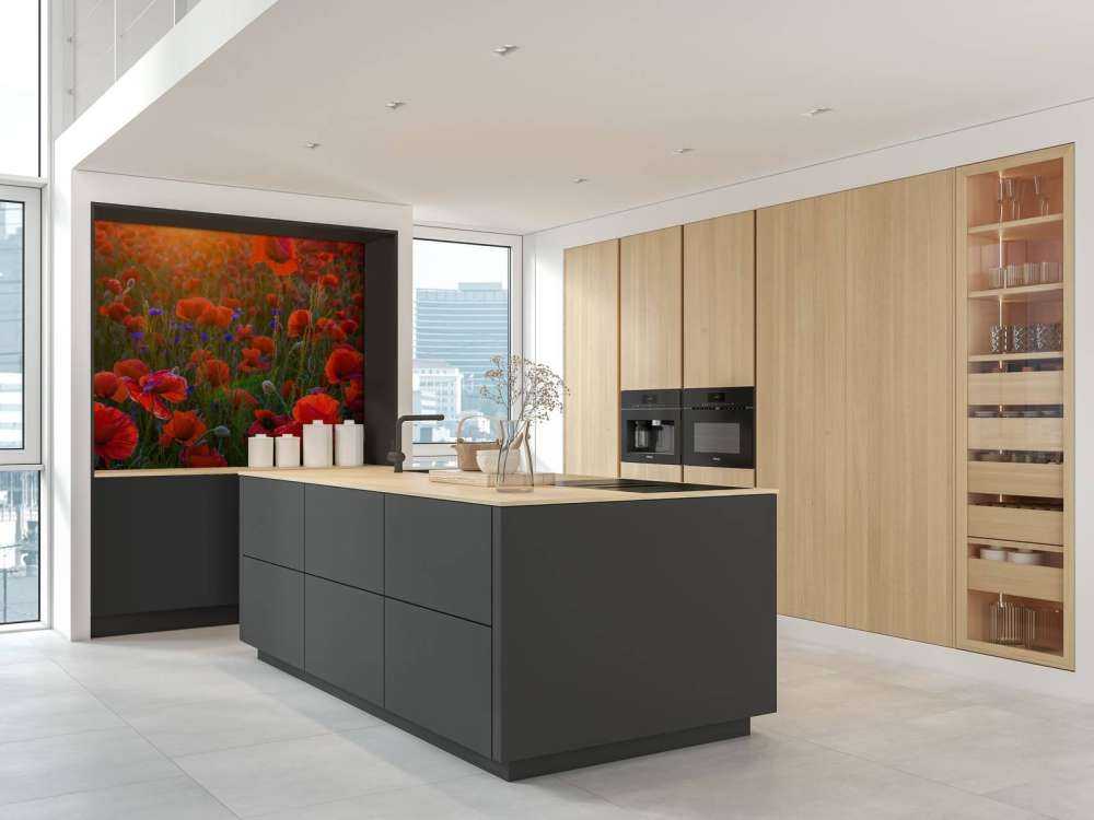 Des coquelicots au soleil levant