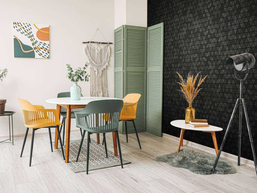 Tuiles triangulaires noires