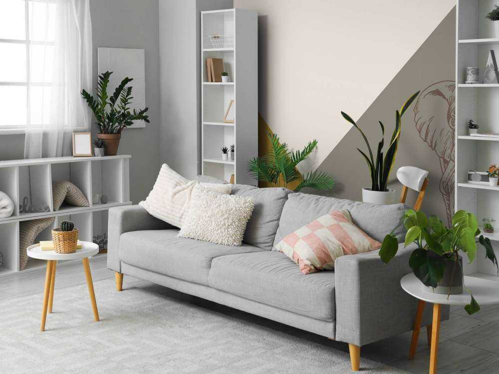 Triangles en jaune ocre et vert avec éléphant