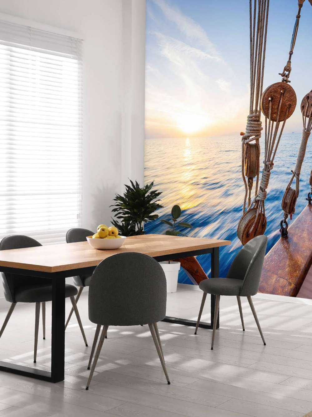 Voilier au coucher du soleil