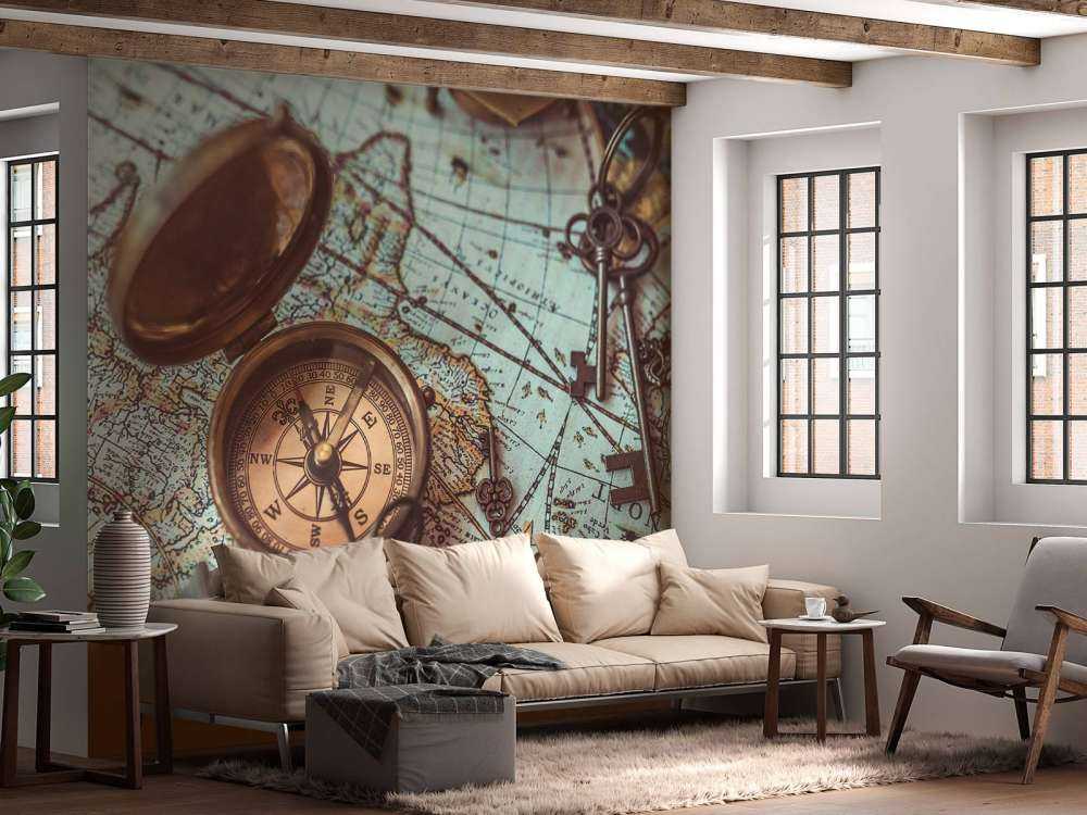 Vieille carte du monde avec boussole