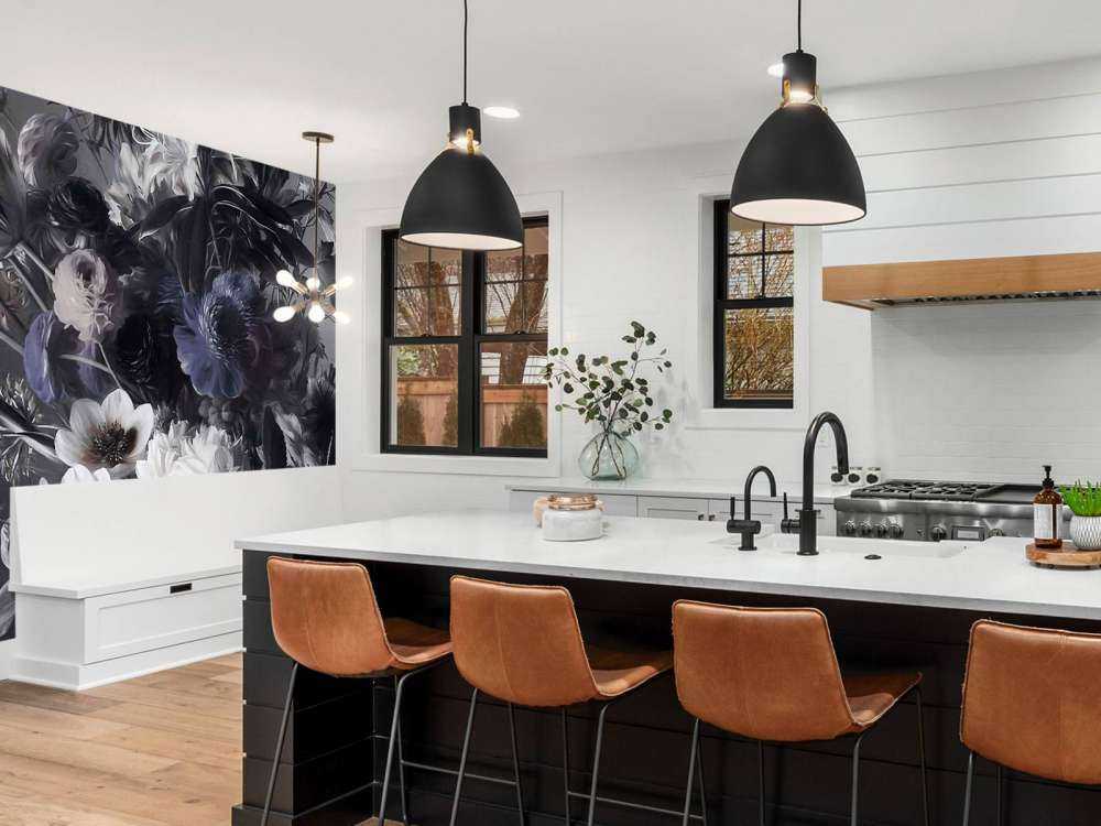 Grand bouquet avec des anémones bleues