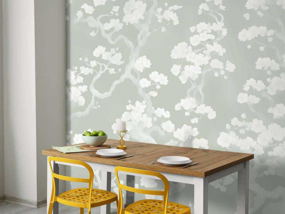 Forêt merveilleusement fleurie - verte