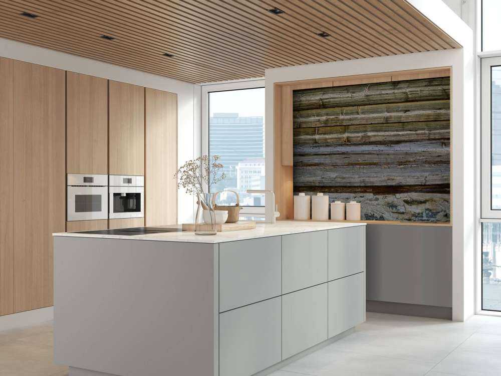 Bois vieilli sur un mur de pierre