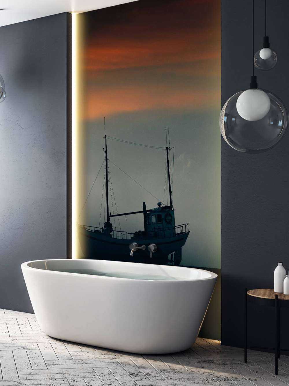 Bateau au coucher du soleil