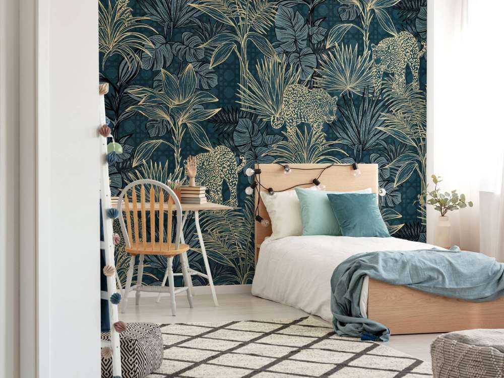 Des panthères dans la jungle