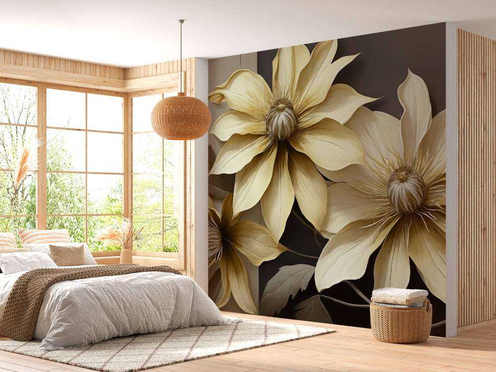 Fleurs de clématite dorées sur fond sombre