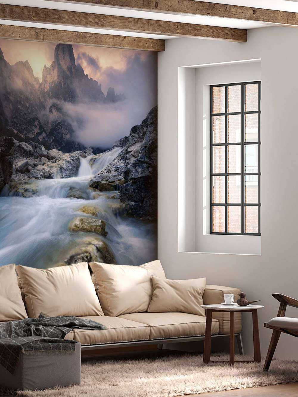 Bergstroom dans la pénombre