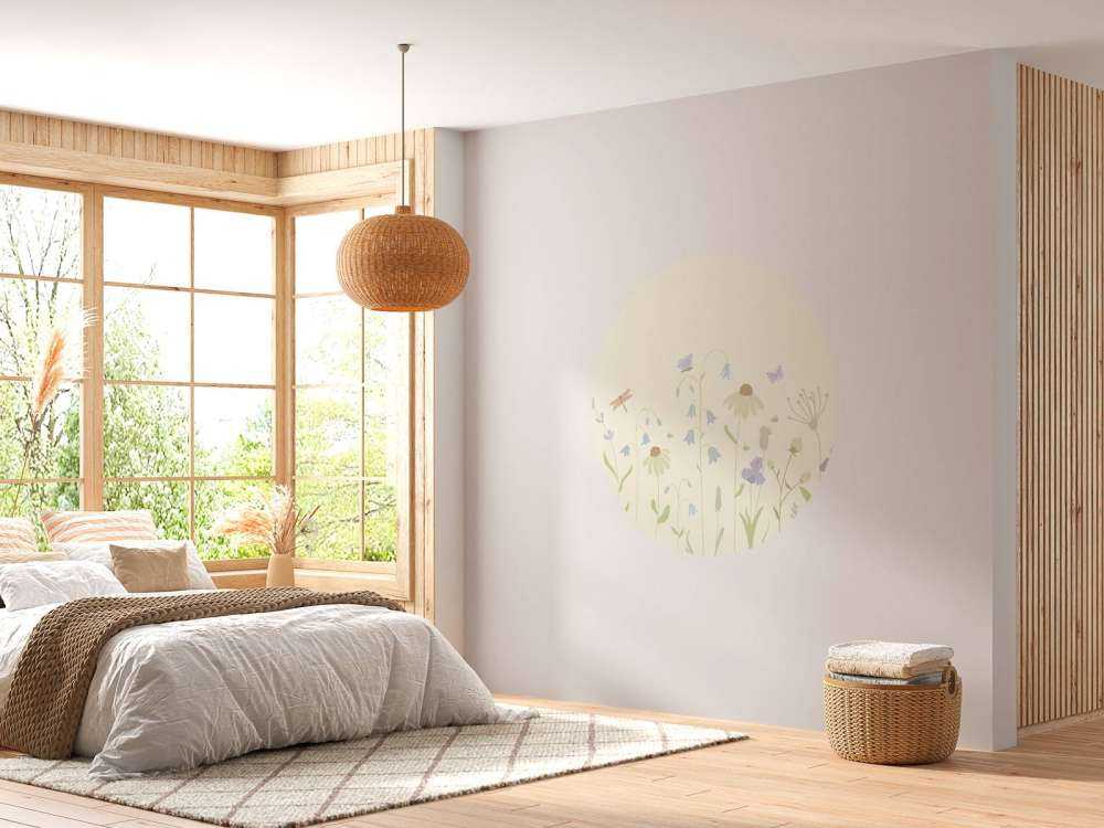 Champ de fleurs en hauteur avec papillons sable, vieux rose, vert et lilas