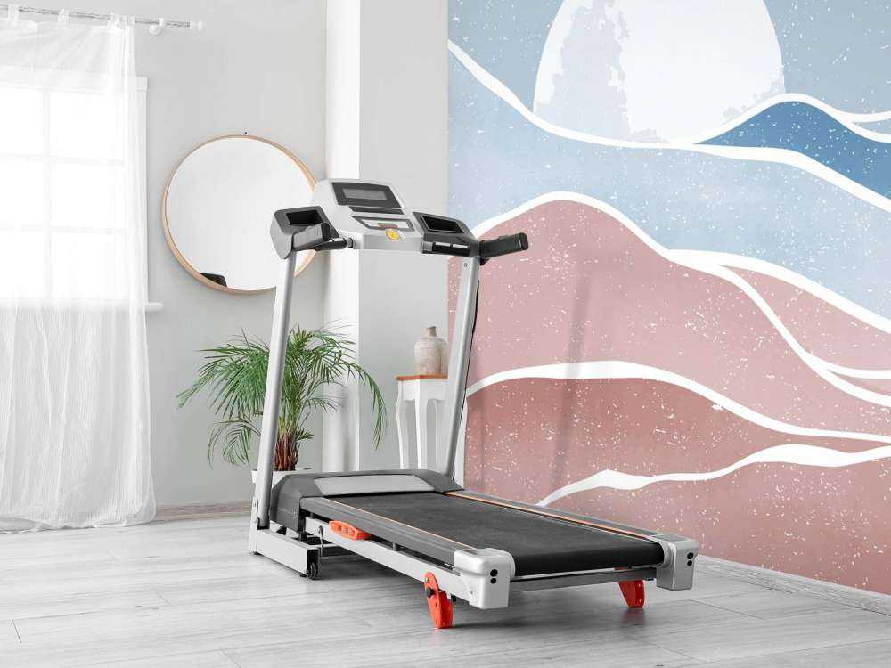 Vagues océaniques colorées avec la lune