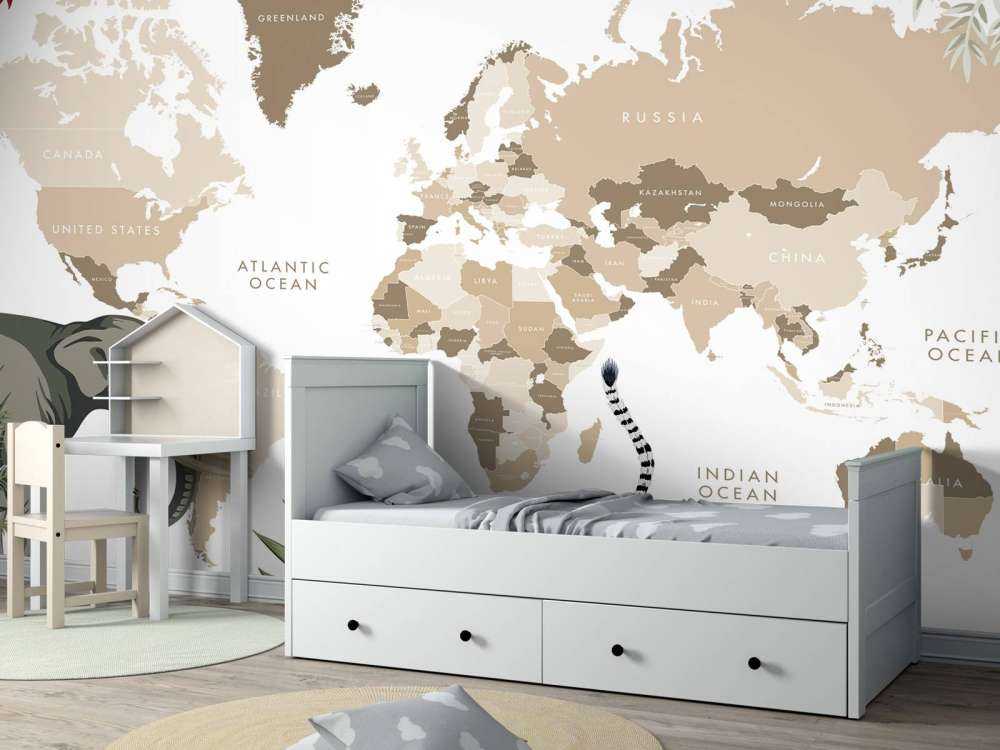 Carte du monde avec animaux de la jungle