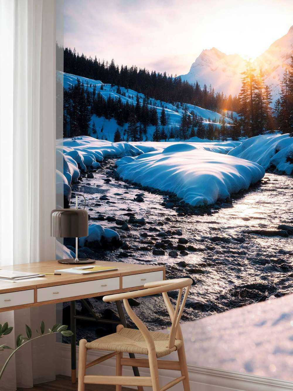 Bergbeek dans la lumière dorée de l'hiver