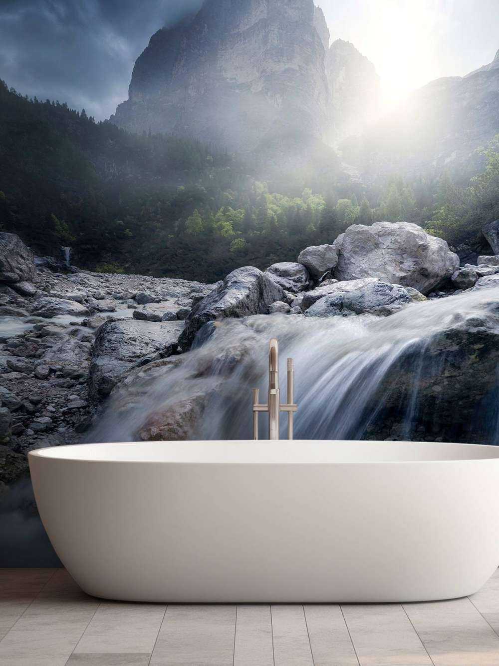 Mistige Bergstroom au lever du soleil