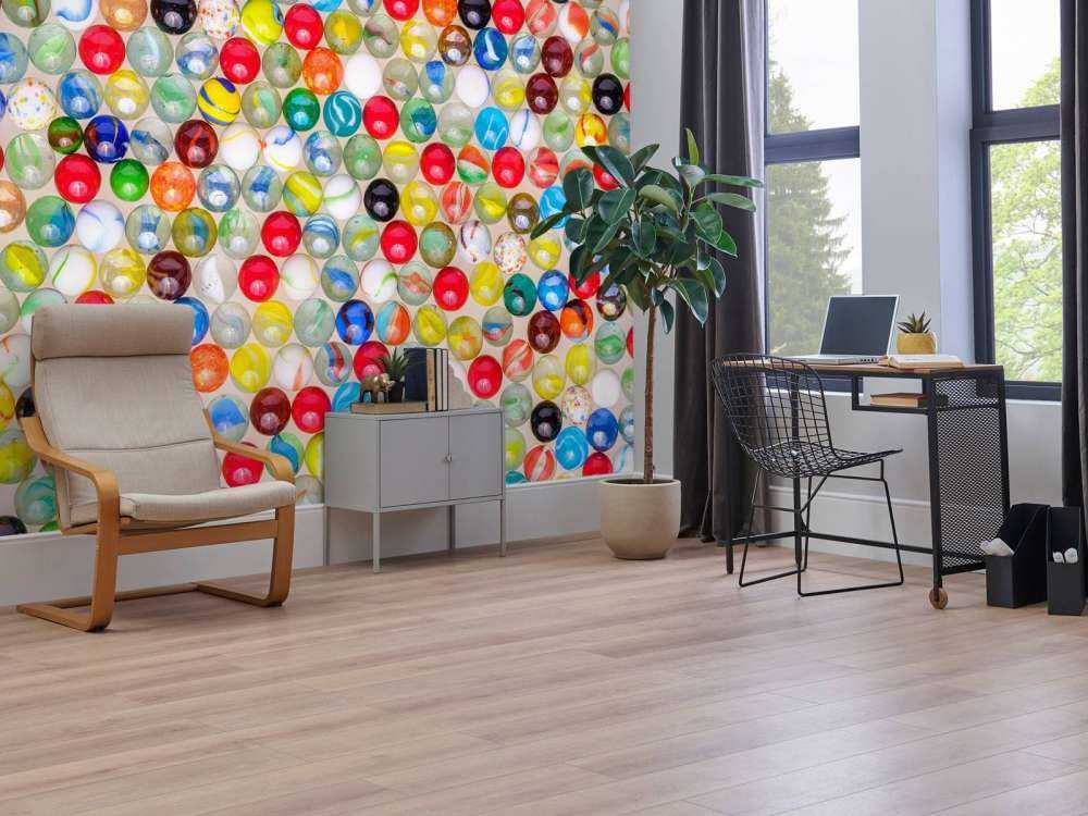Motifs colorés de billes en verre