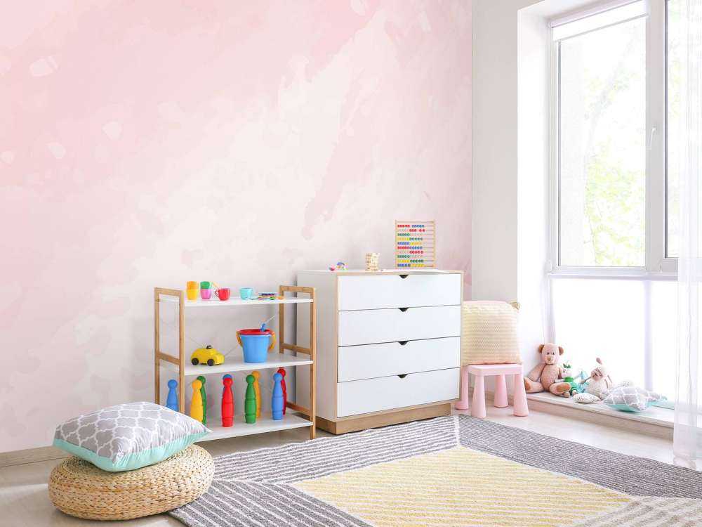 Voile de peinture rose poudré en couches