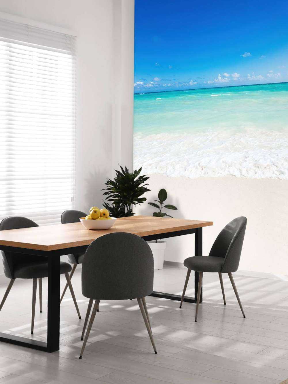 Plage et vagues blanches