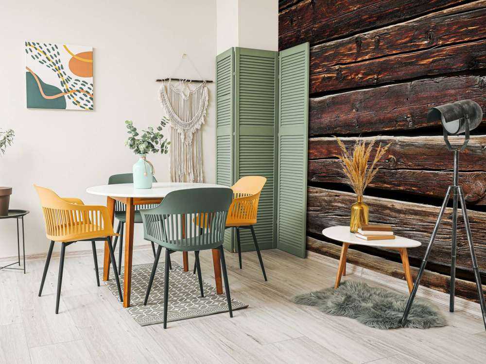 Planches sombres et usées