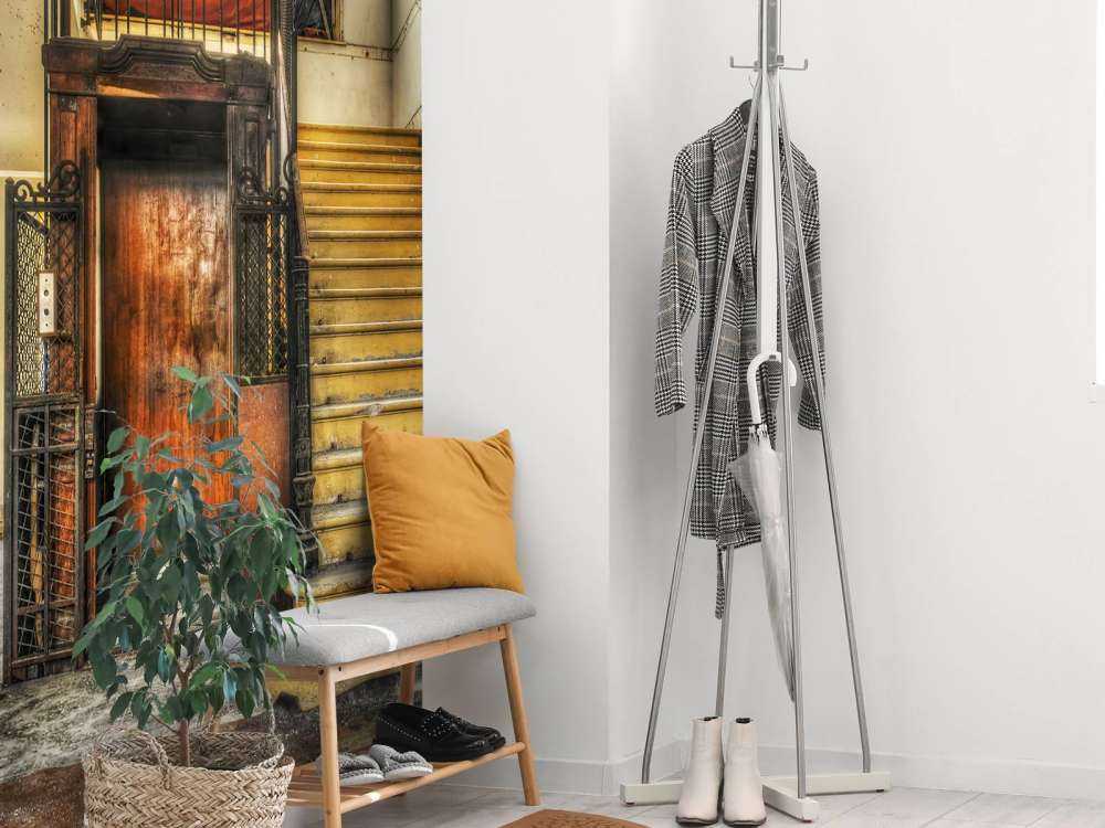 Hall d'hôtel abandonné