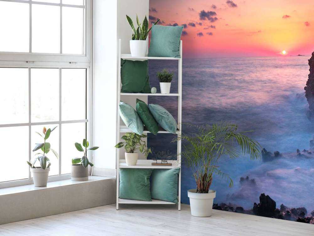 Côte de lave dans la lumière du soir.