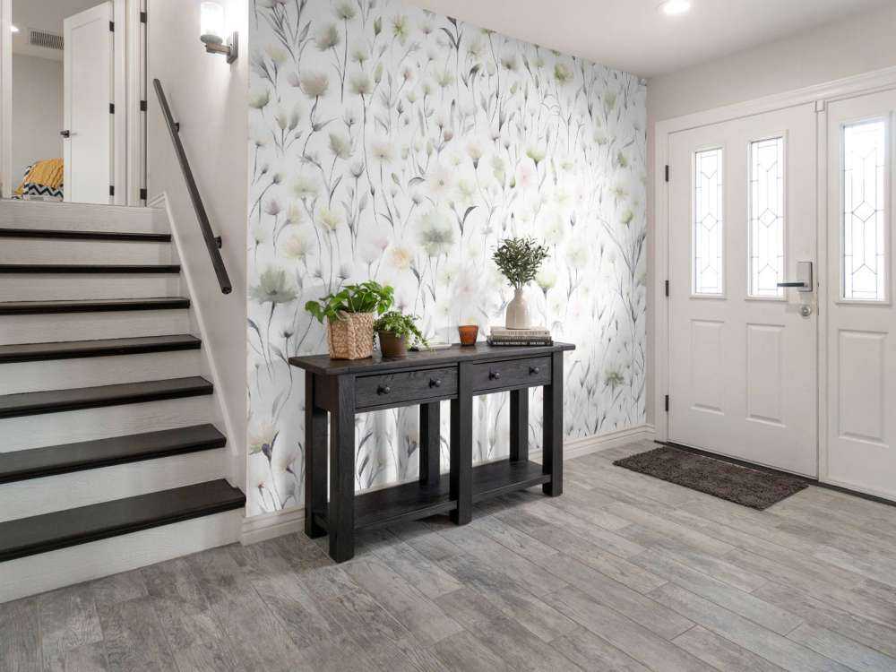 Bleuets et herbes des champs verts