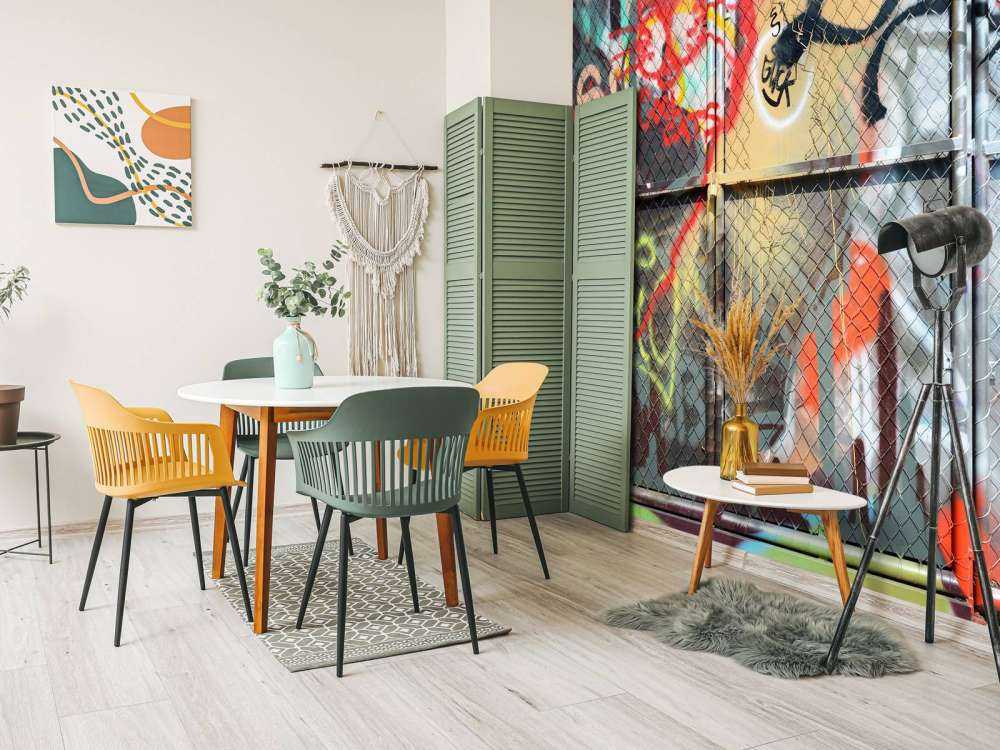 Graffitis sur les portes en acier