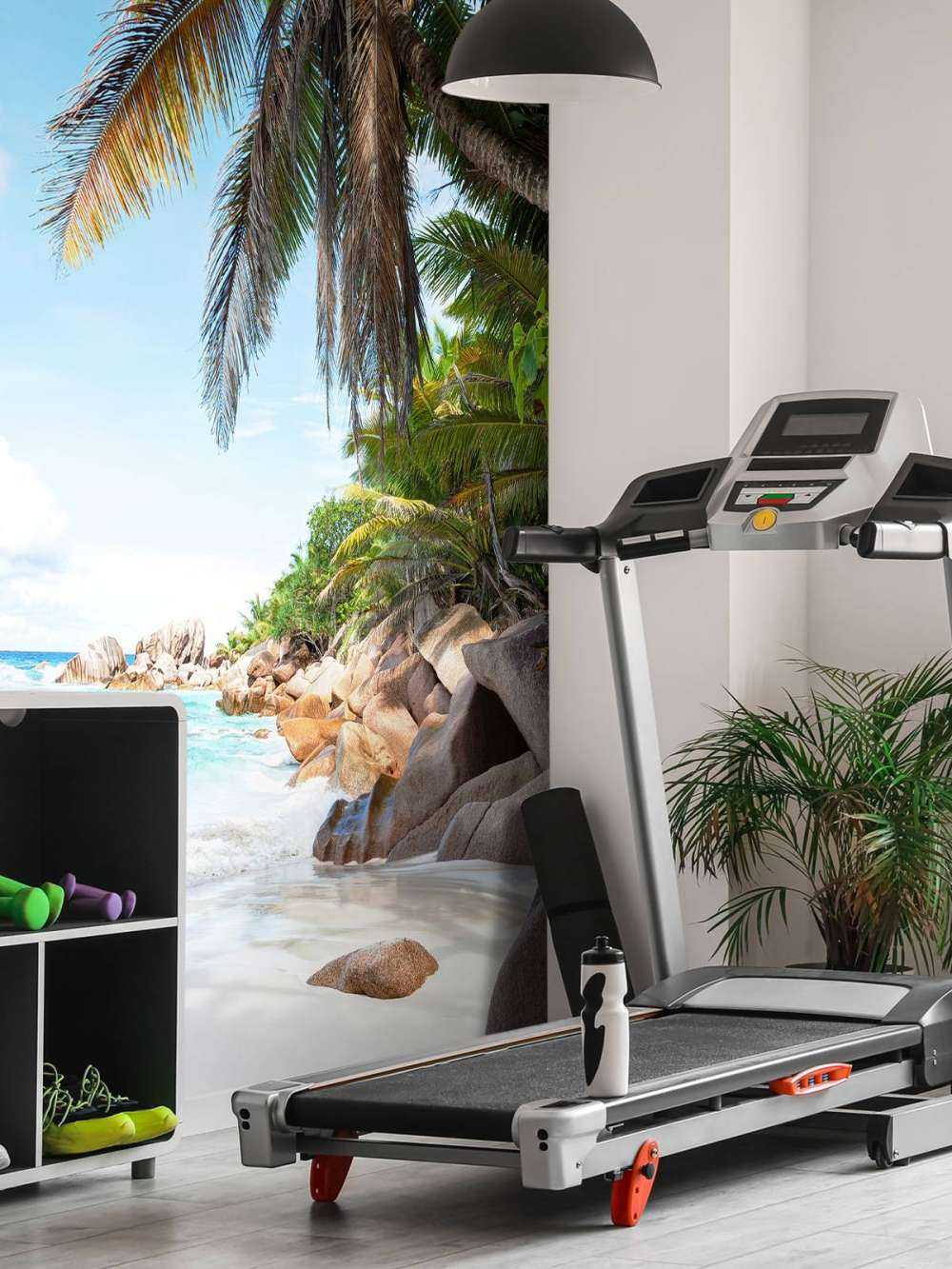 Belle plage de sable tropical