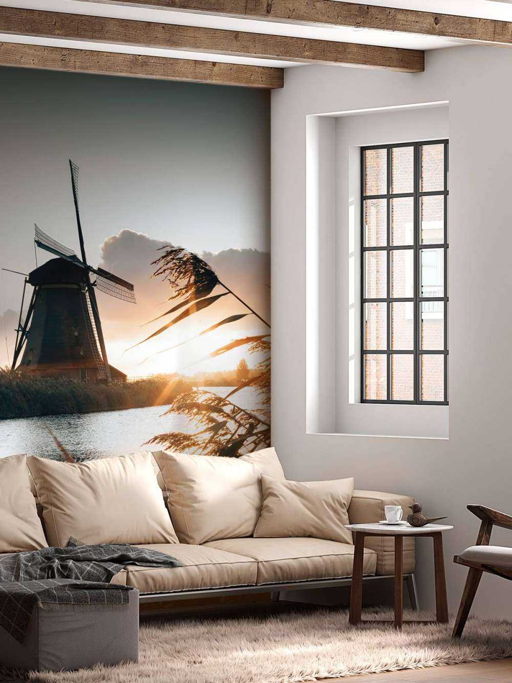 Moulin à vent au lever du soleil