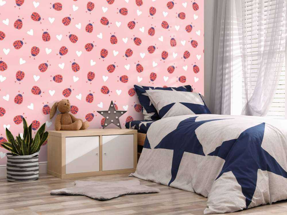 Coccinelles avec des cœurs