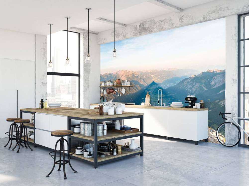 Ombre de la vallée dans l'aurore