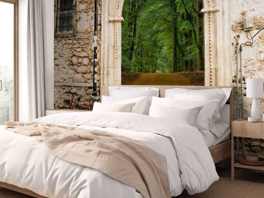 Porte vers le sentier forestier vert