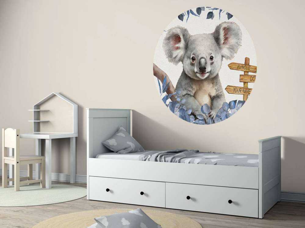 Bébé koala dans la jungle bleu