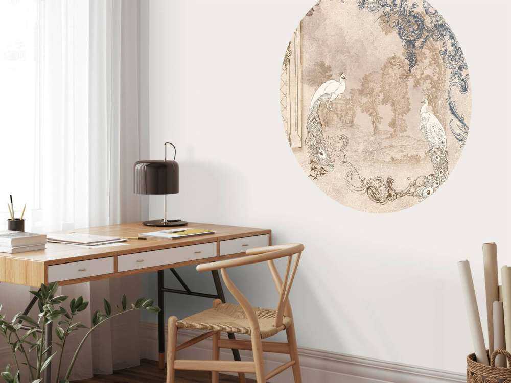 Splendeur Baroque du Paon sous un Angle Moderne