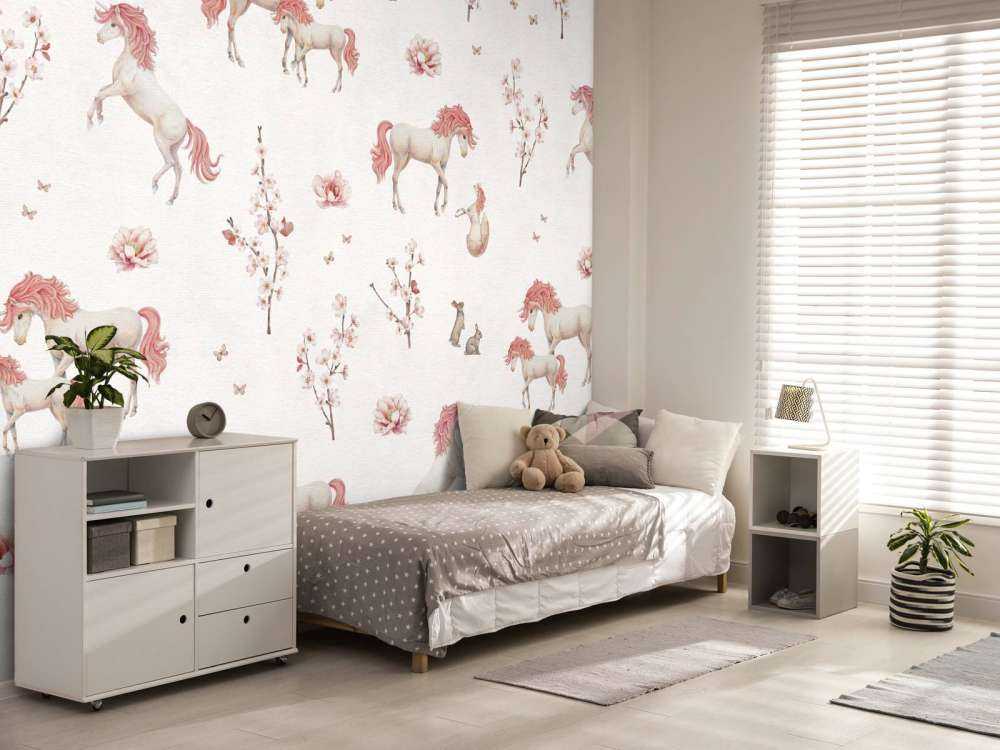 Unique Unicorn - White - 120