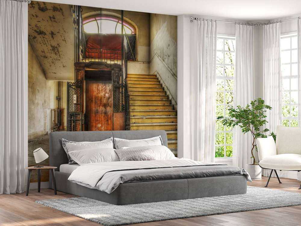 Hall d'hôtel abandonné