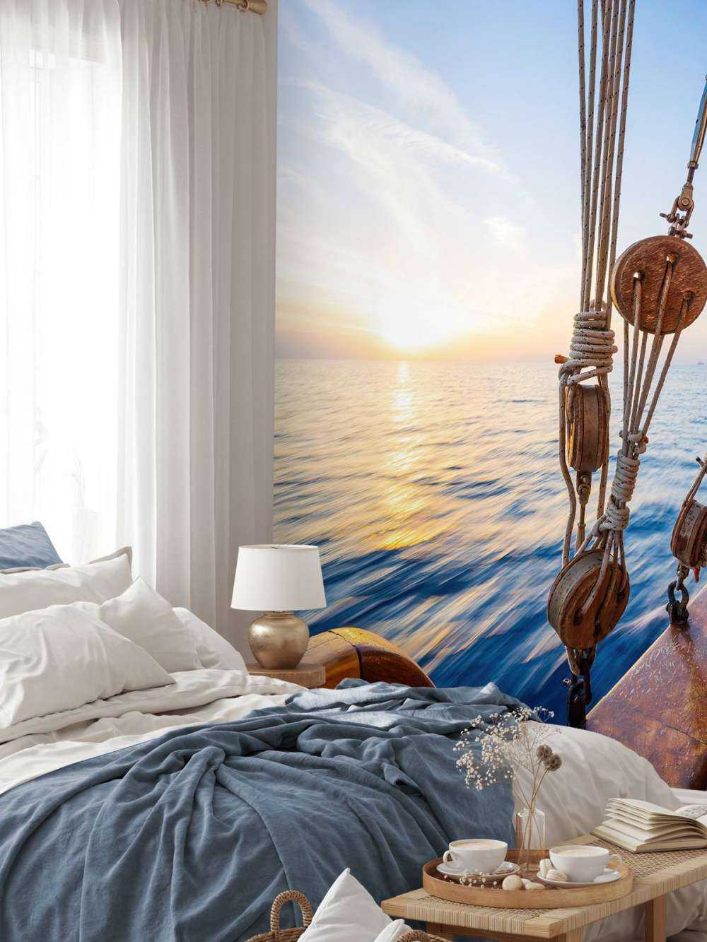 Voilier au coucher du soleil